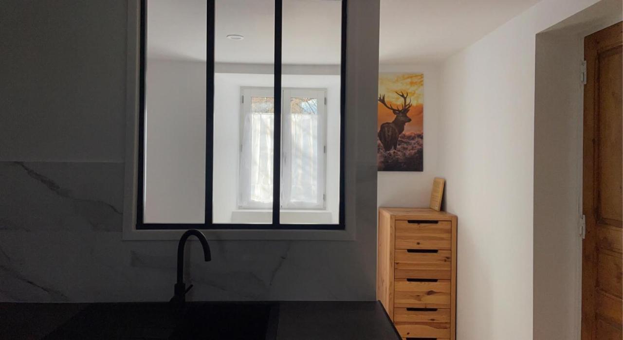 Appartement Avec Chambre Ouverte Bourg-Madame Buitenkant foto